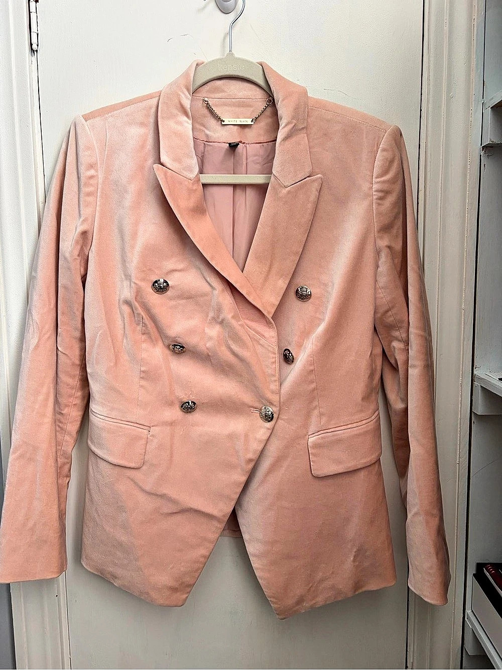 White House Black Market WHBM Studio Velvet Double-Breasted Blazer in Pink Size